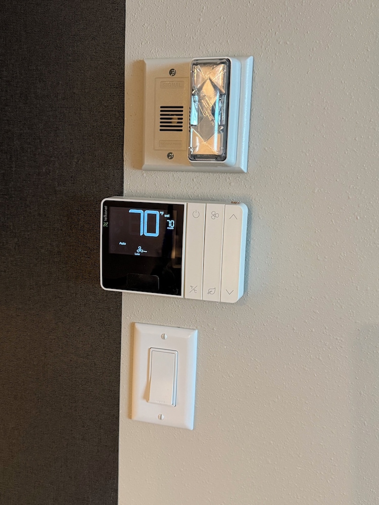 SpringHill Suites Fargo 15/42