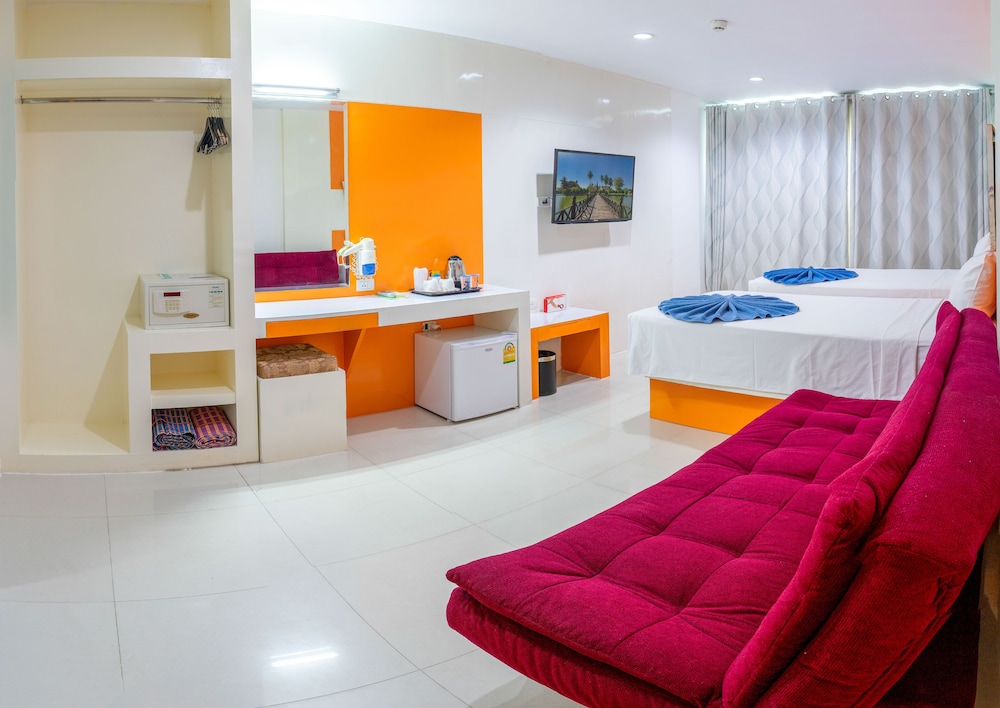 Patong Holiday 56/72