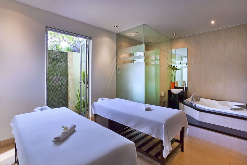 Sun Island Boutique Villas & Spa Seminyak 14/33