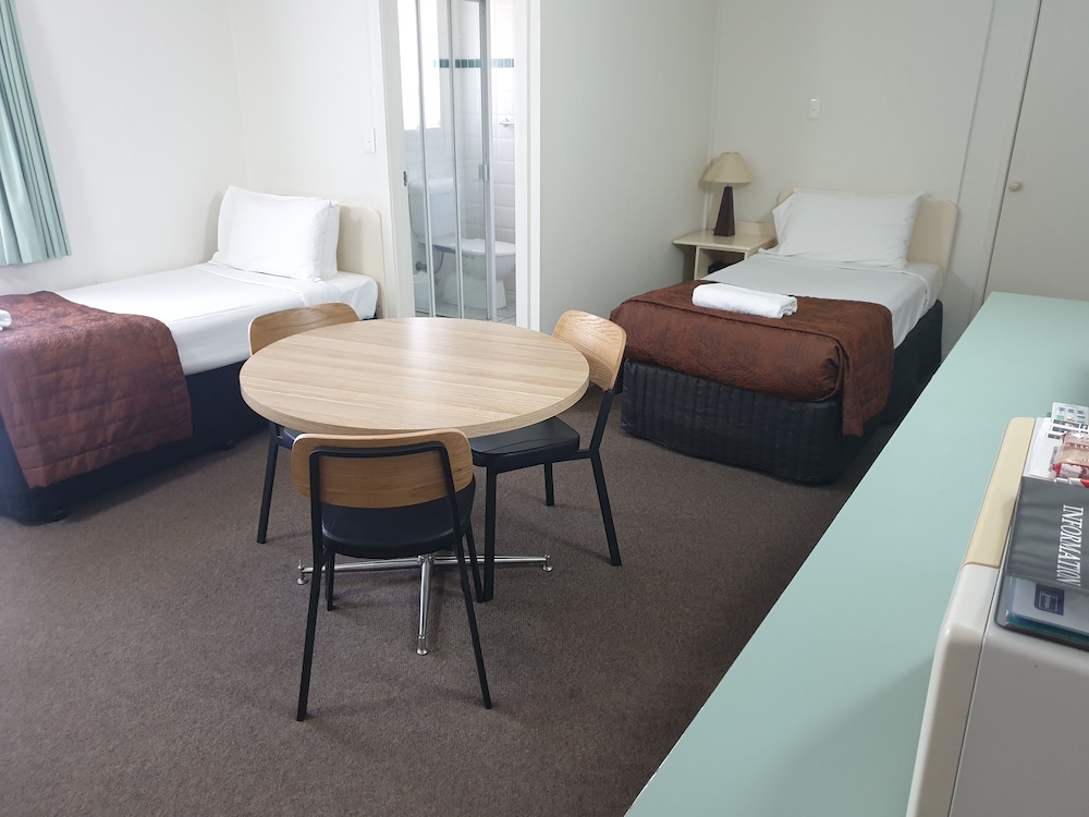 Southport Motel & Apartments 32/71