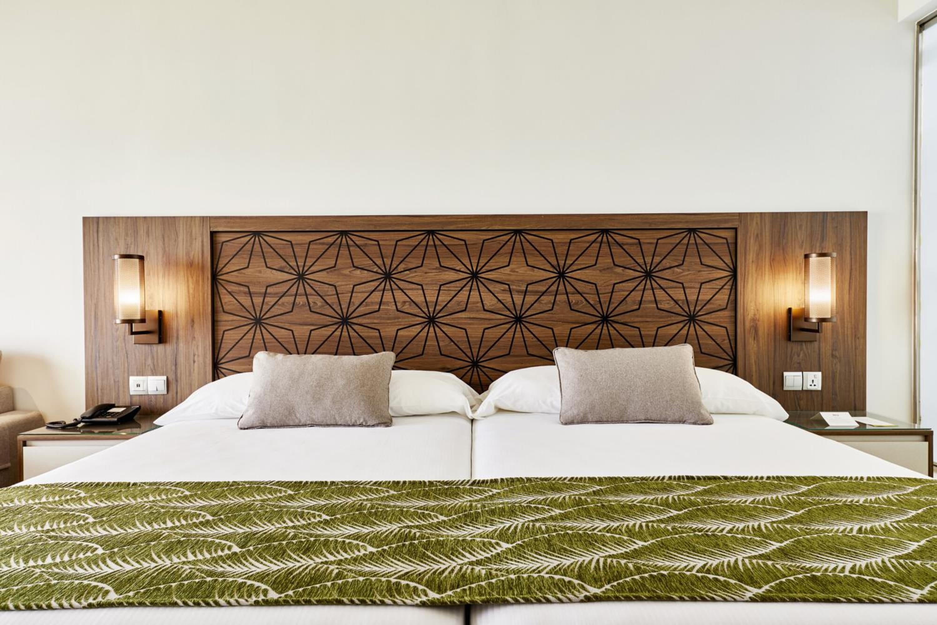 Beach، Hotel Riu Atoll 5/10
