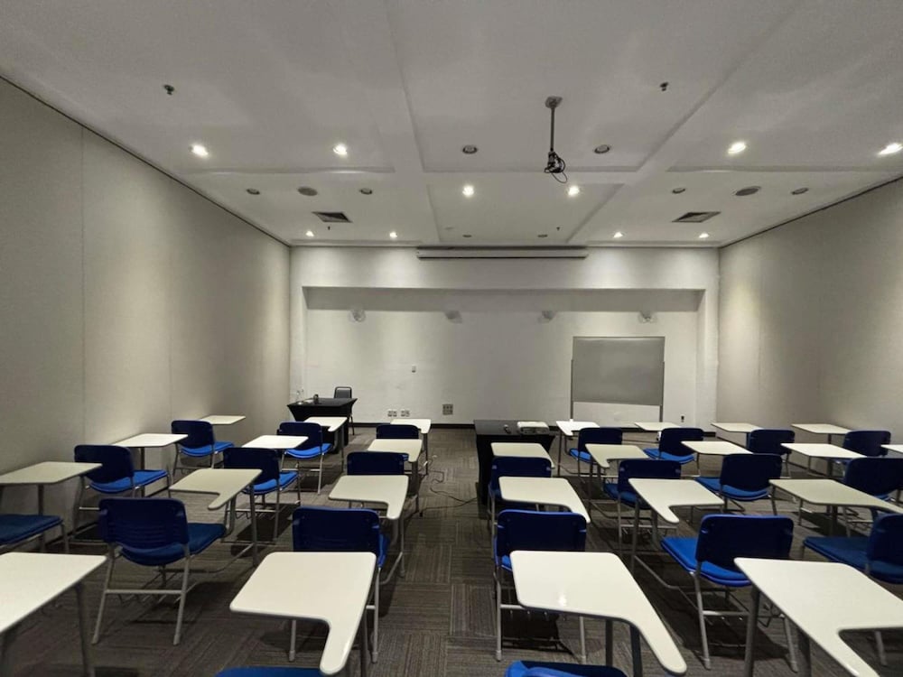 Ibis Guarulhos 58/70