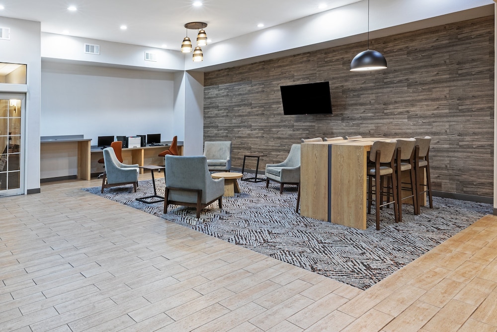 Candlewood Suites Mount Pleasant 44/67