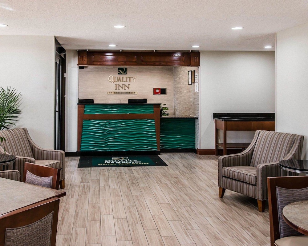 Quality Inn & Suites Warren - Detroit 6/43