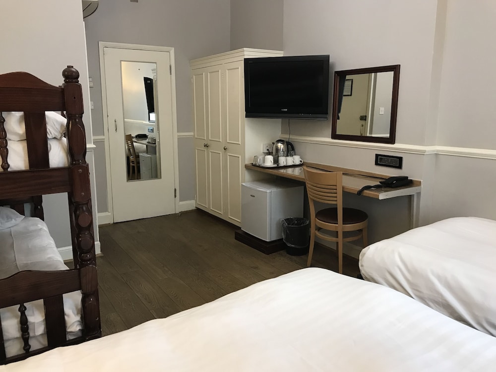 Rhodes Hotel 36/66