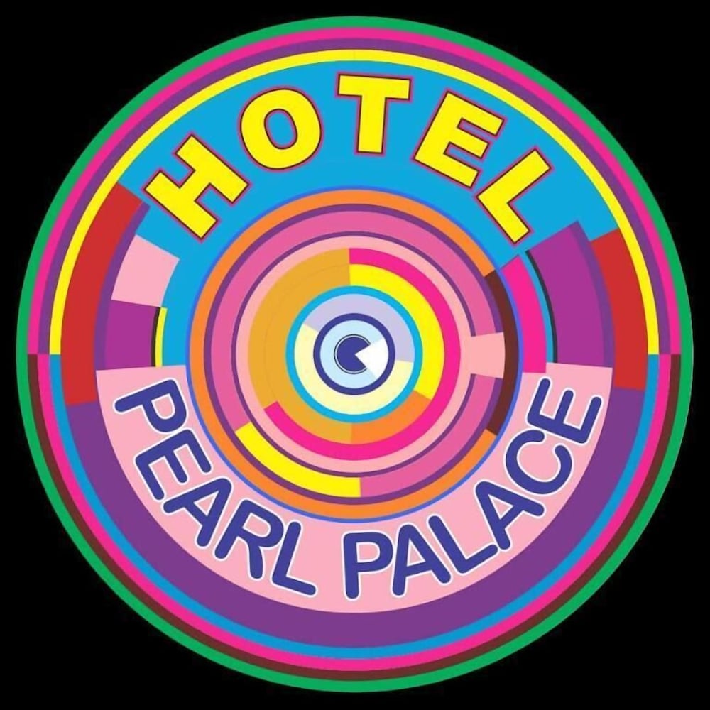 Hotel Pearl Palace 58/62
