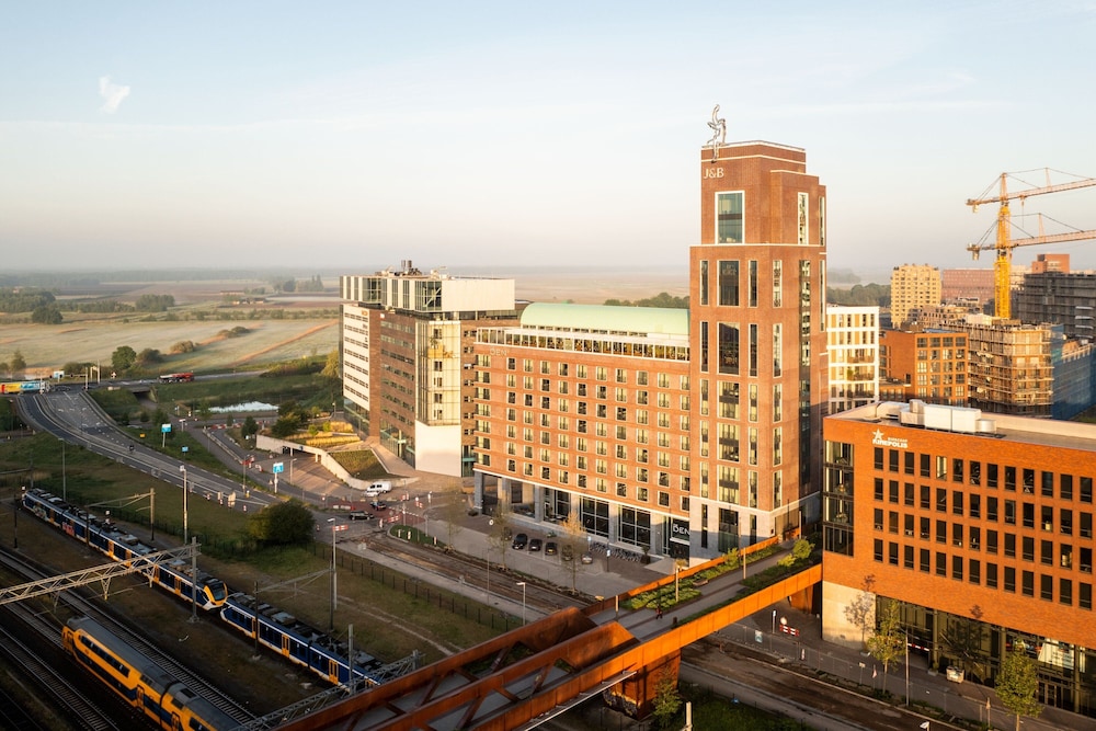 The Den, ‘s-Hertogenbosch, a Tribute Portfolio Hotel 1/49