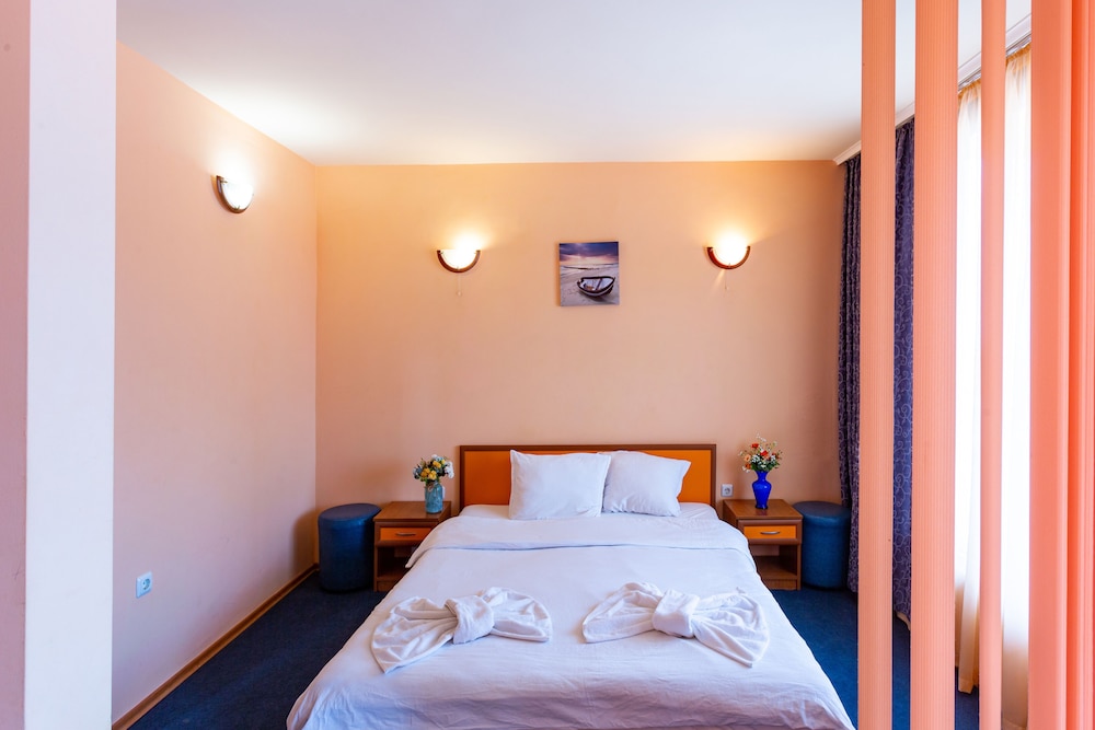 Family Hotel Jemelly 15/50