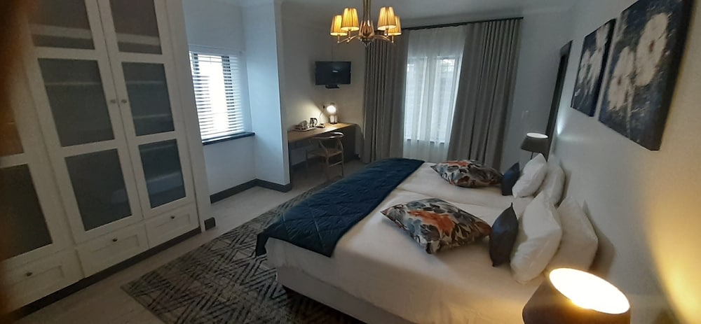 Guesthouse Indongo 7/23
