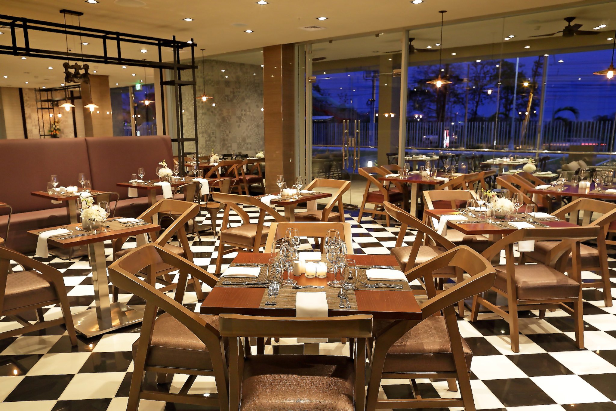 Crowne Plaza Airport Panama 54/79