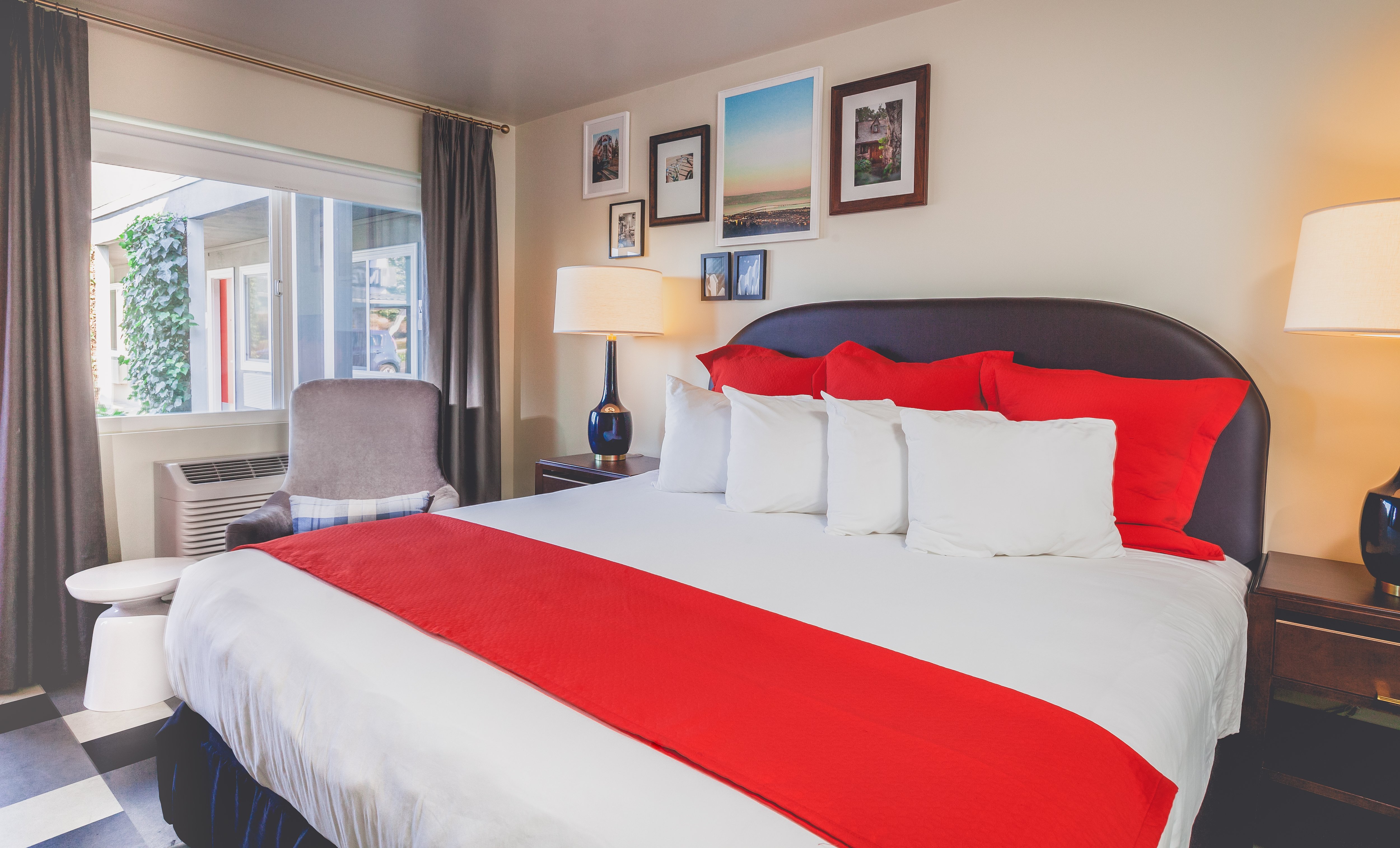 LiA Hotel 12/40