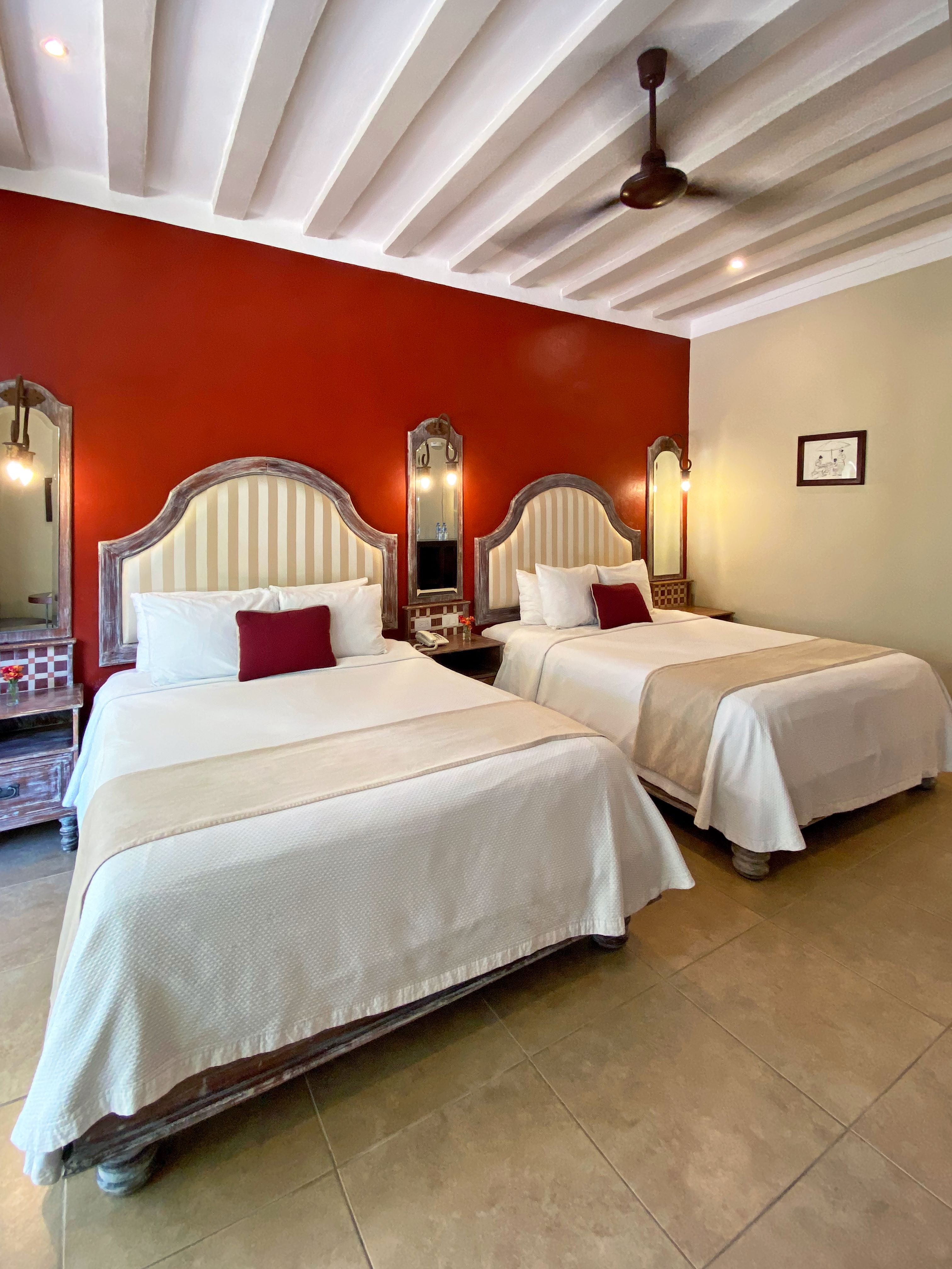 JR SUITE TWO BEDS