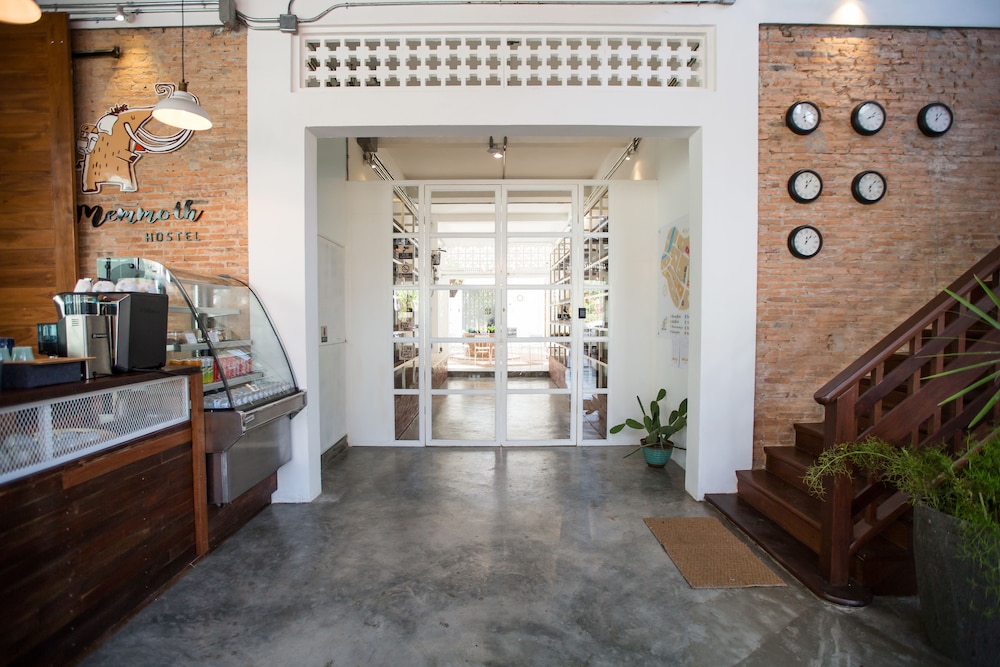 Memmoth Hostel In Lampang 9/50