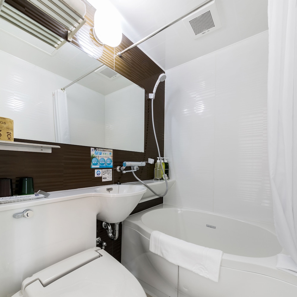 Super Hotel Lohas Hakata Station Chikushi Exit 36/36