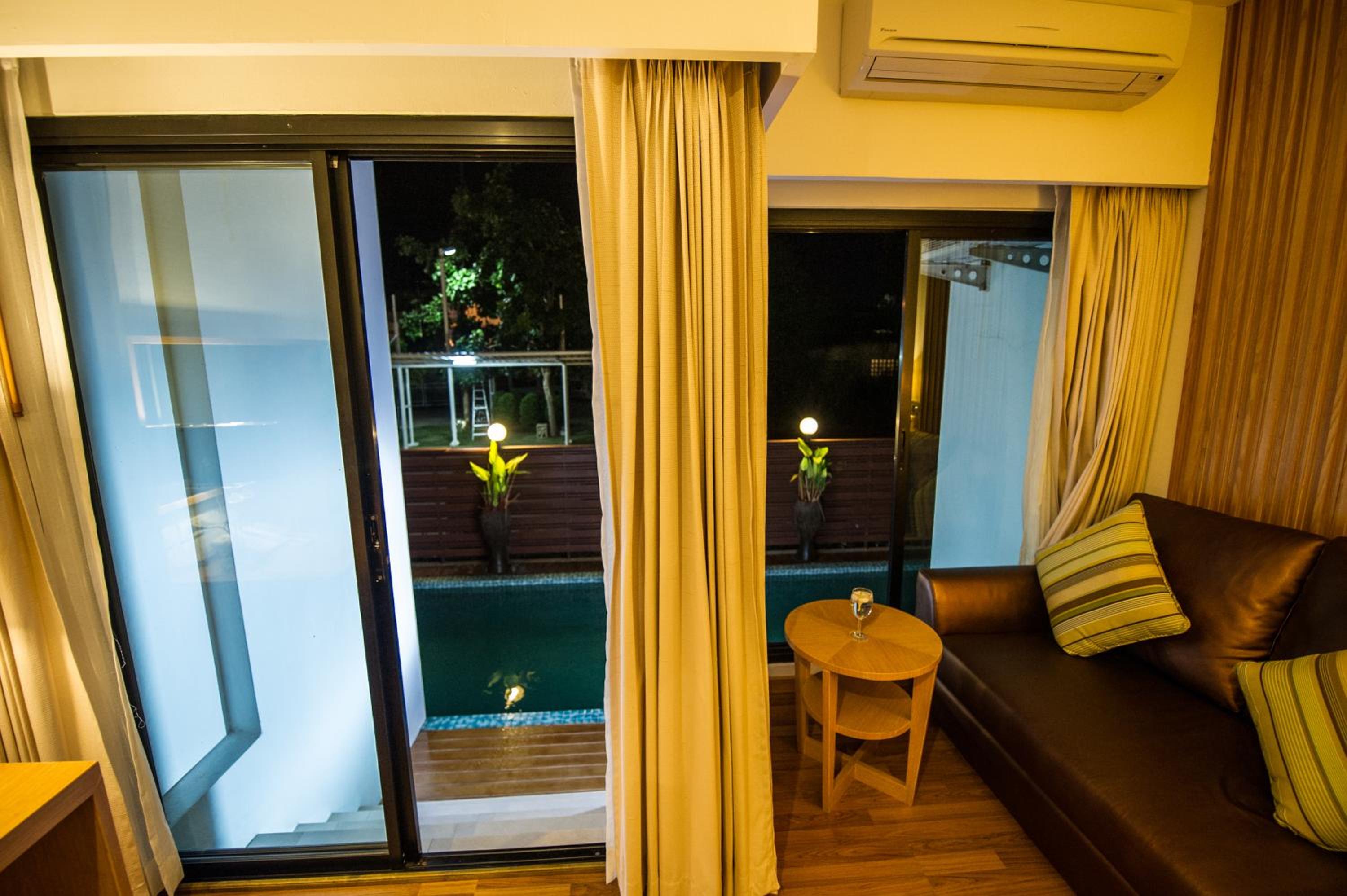 Ma Maison Hotel 25/51