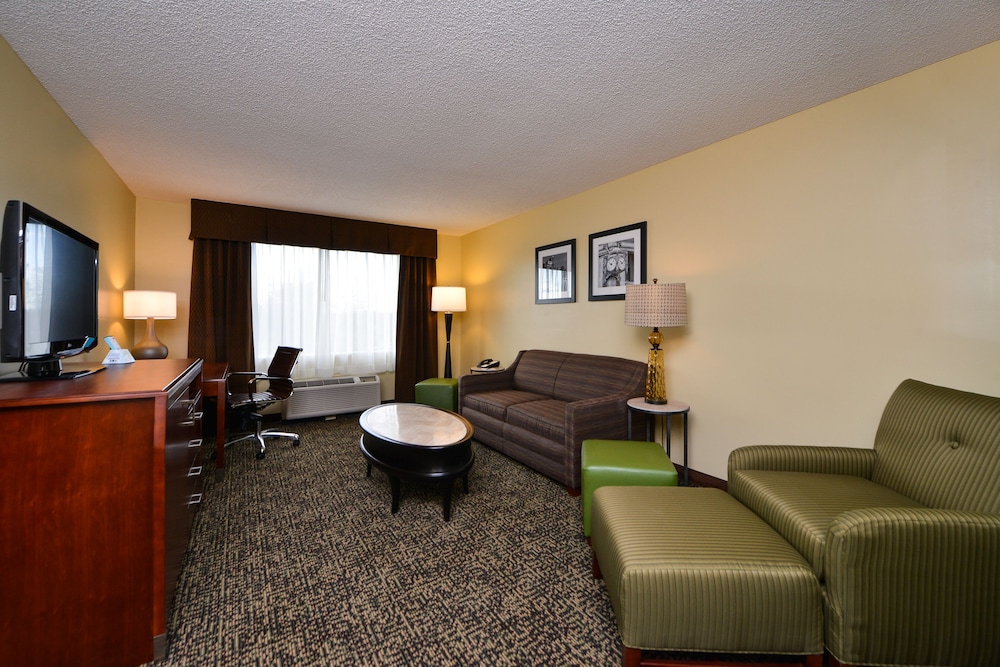 Best Western Glenview -Chicagoland Inn and Suites 27/44