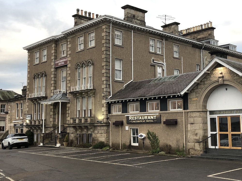 Laichmoray Hotel 61/63