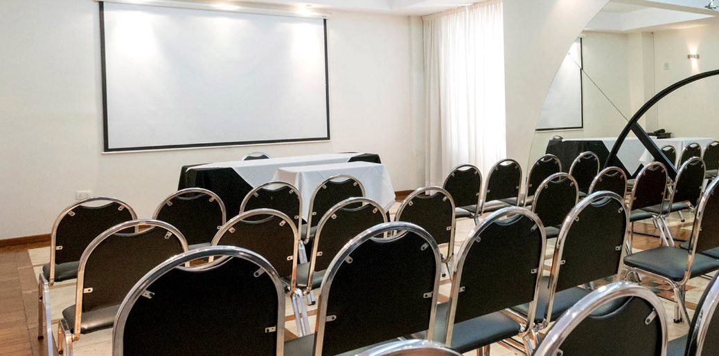 Urquiza Apart Hotel and Suites 17/23