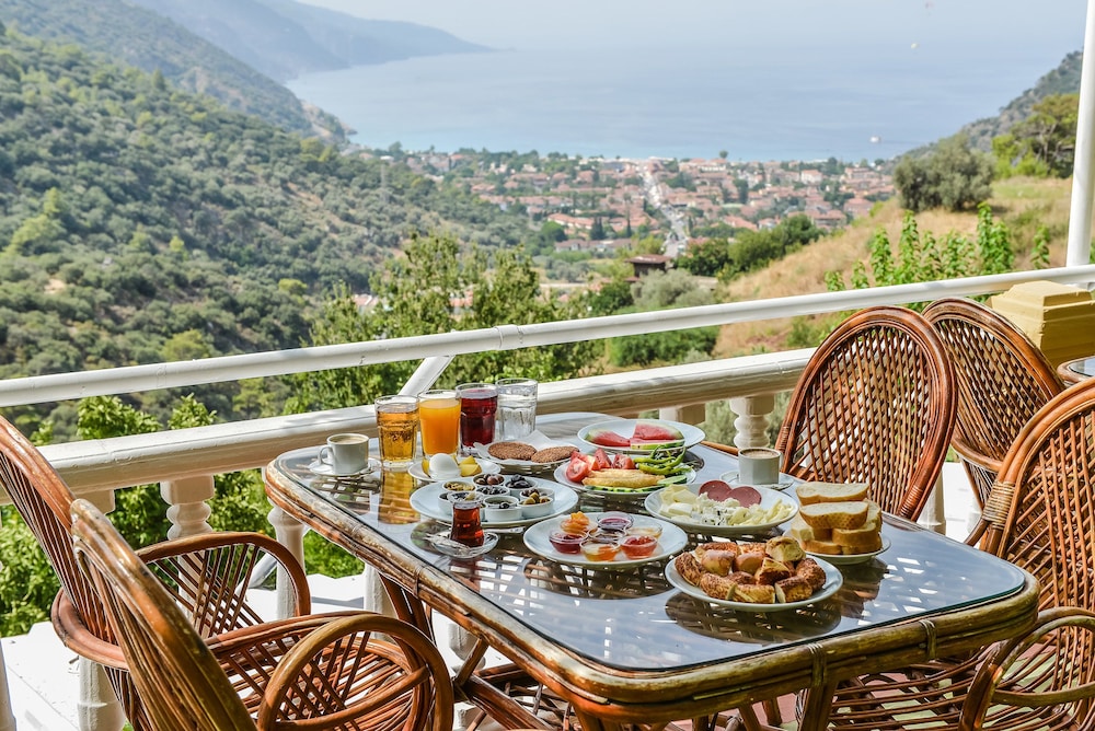 Manzara Hotel 35/50