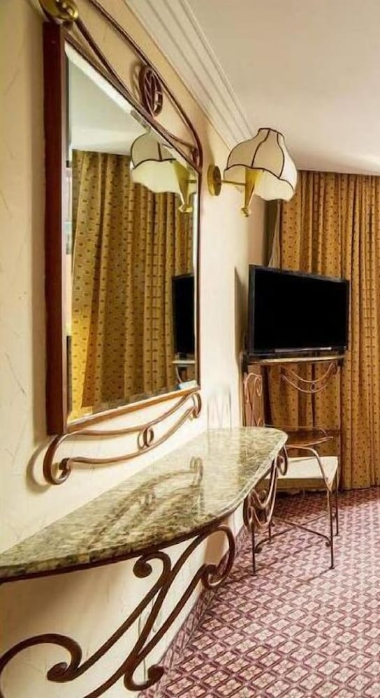 Hotel Santa Maria 29/33