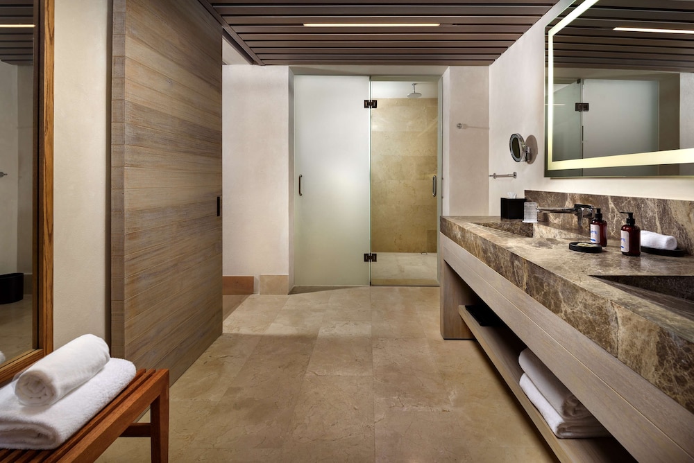 Room, 2 Queen Beds, Numu Boutique Hotel 4/4