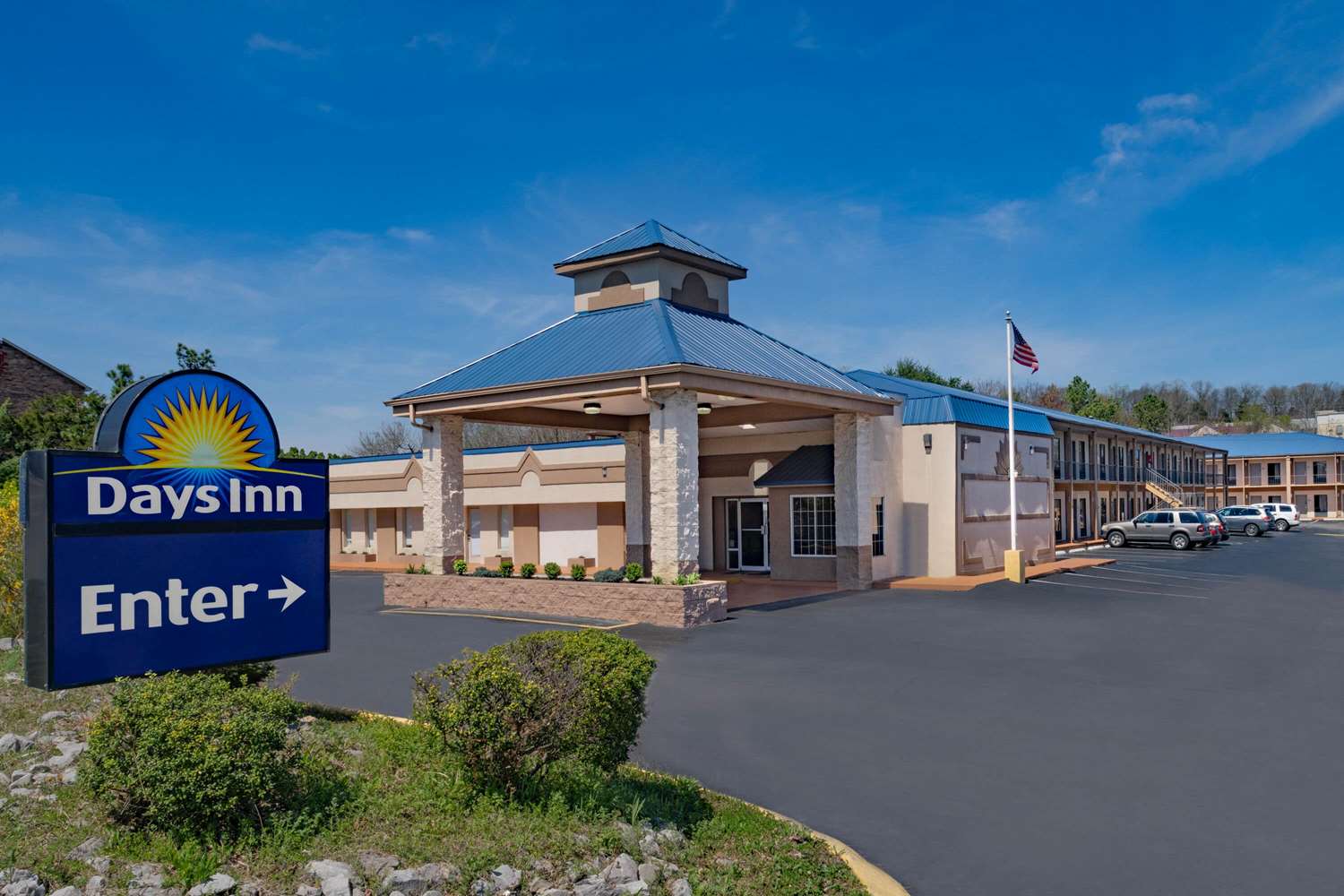 Days Inn by Wyndham Cookeville 4/24