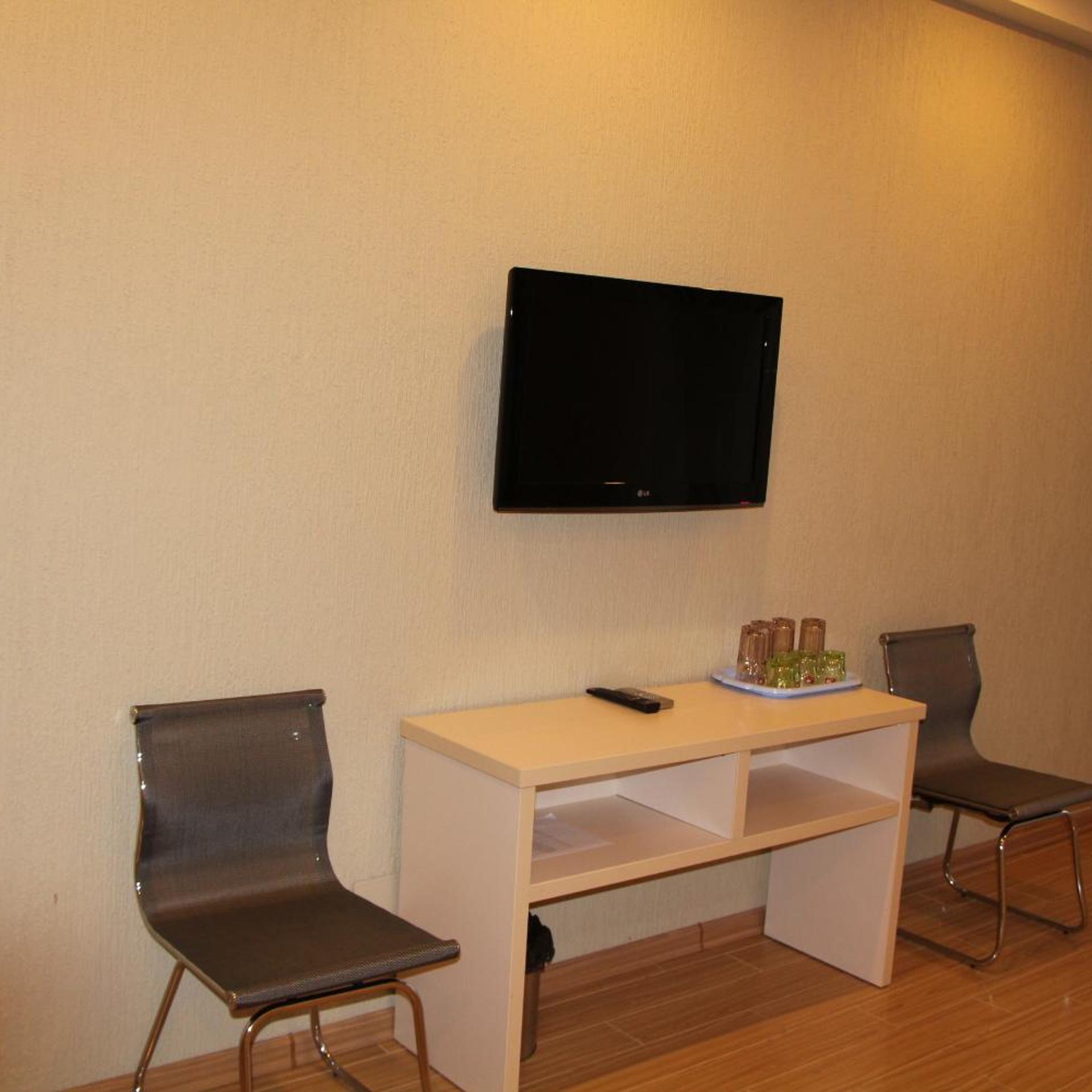 Legacy Hotel 28/32
