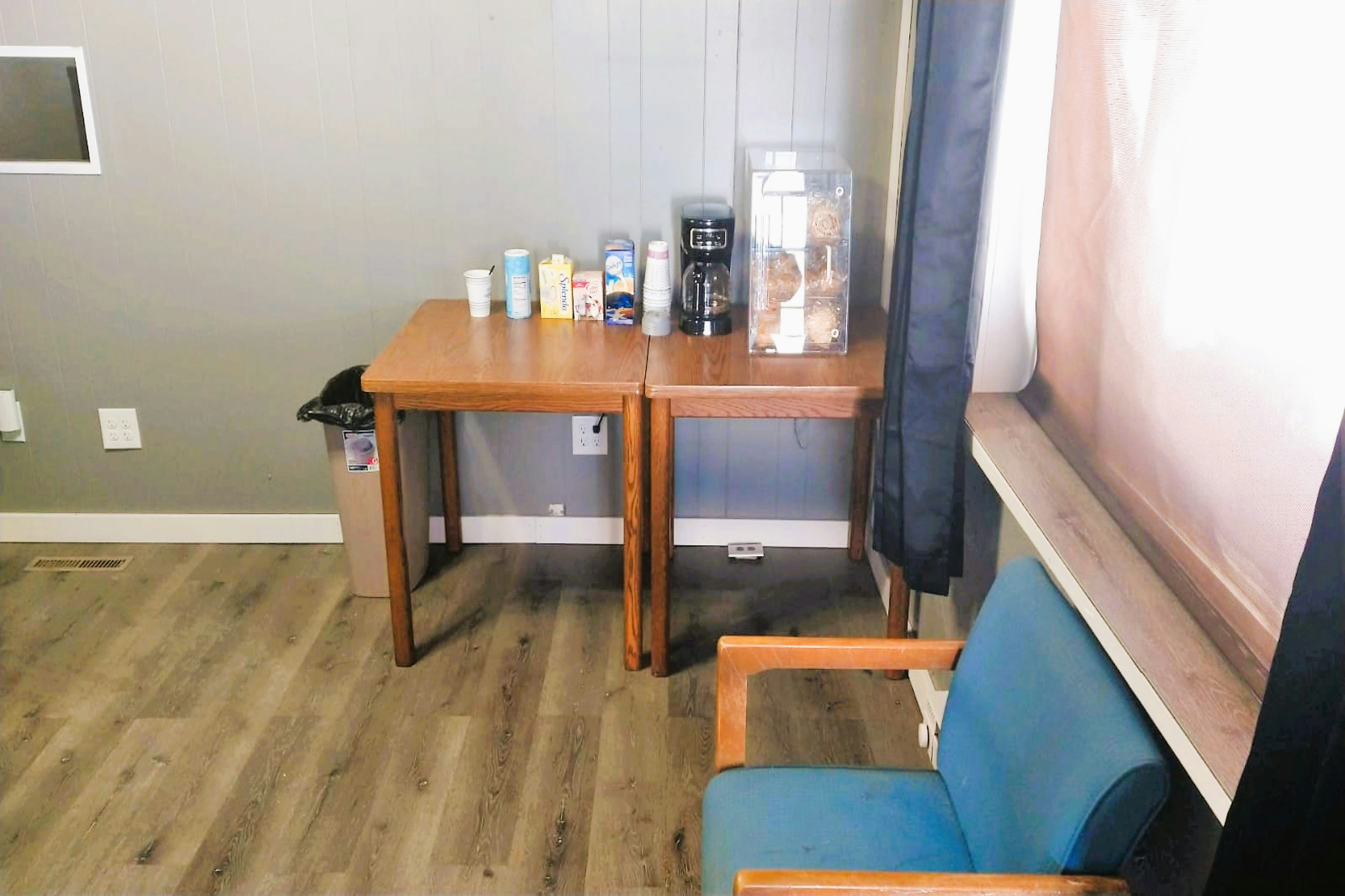 Love Hotels Desert Inn & RV at Boysen Wind River WY 4/4