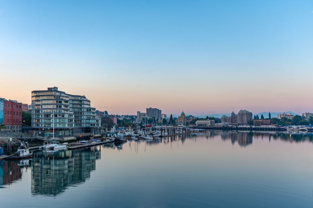 Victoria Regent Waterfront Hotel & Suites photo2
