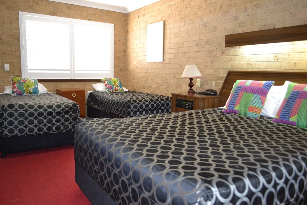 Tamworth Motor Inn 28/47