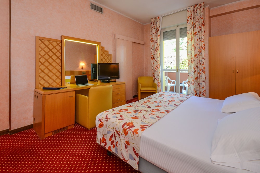 HOTEL OLIVETO 13/73