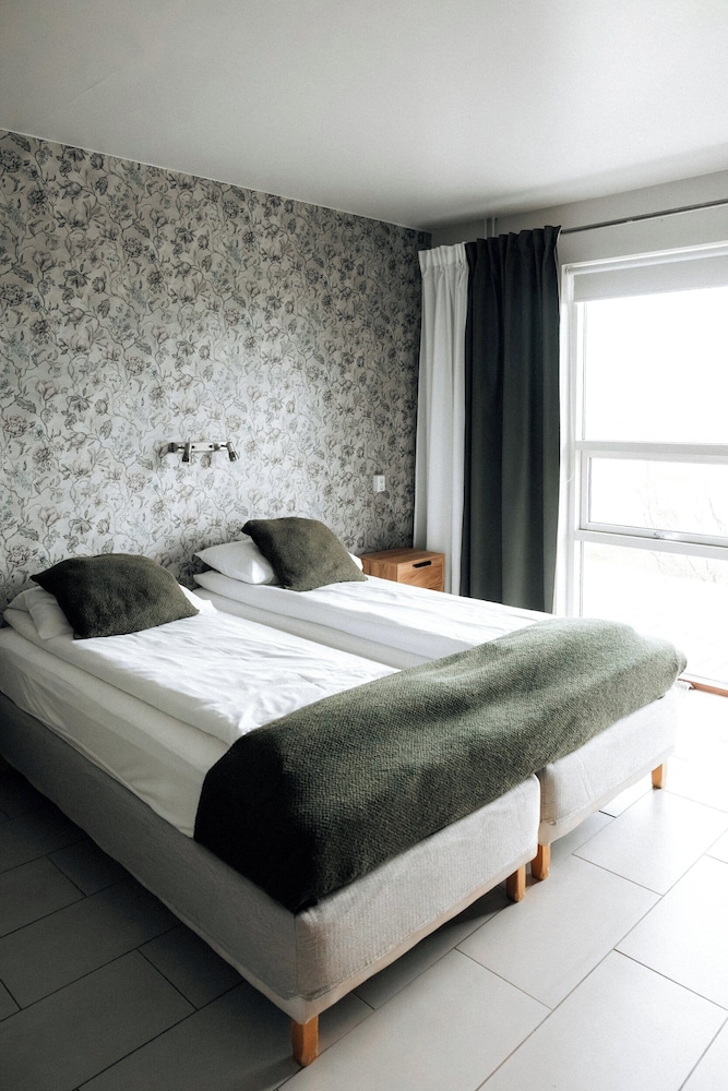 Superior, Twin Beds