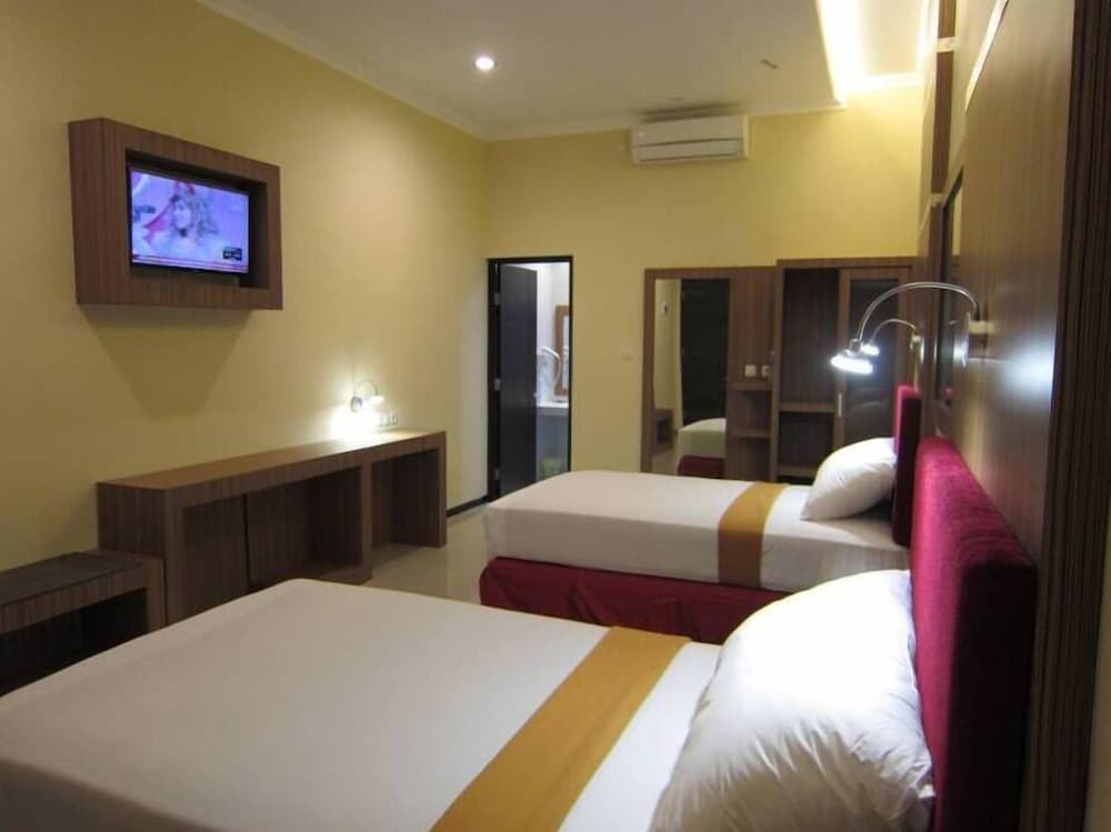 Hotel Banjar Permai 12/27
