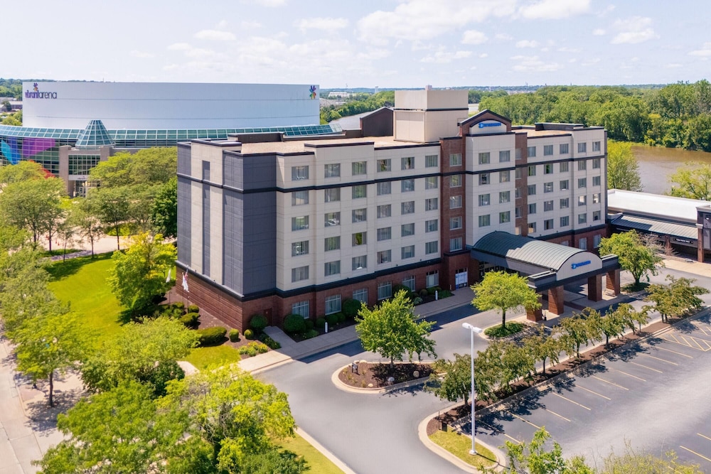 Wyndham Moline on John Deere Commons 1/41