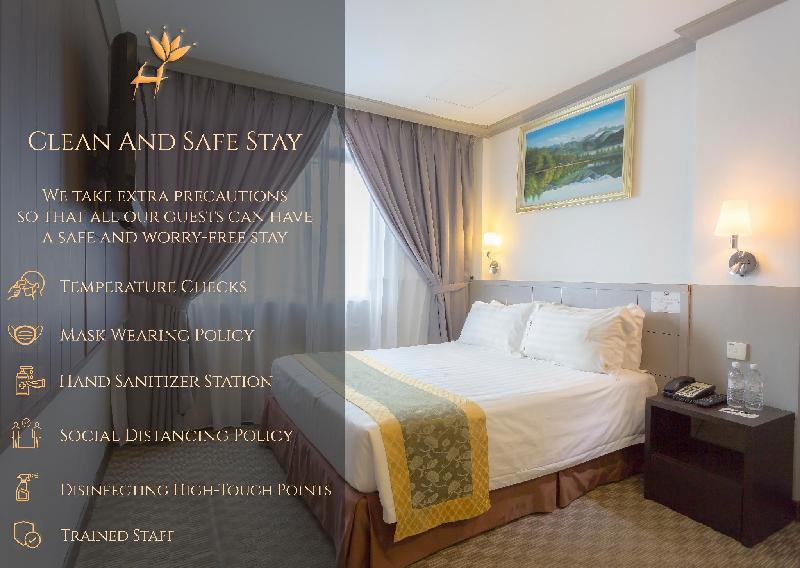 Deluxe, Double or Twin Bed