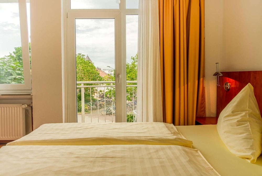 Parkhotel Friedrichstrasse 14/42