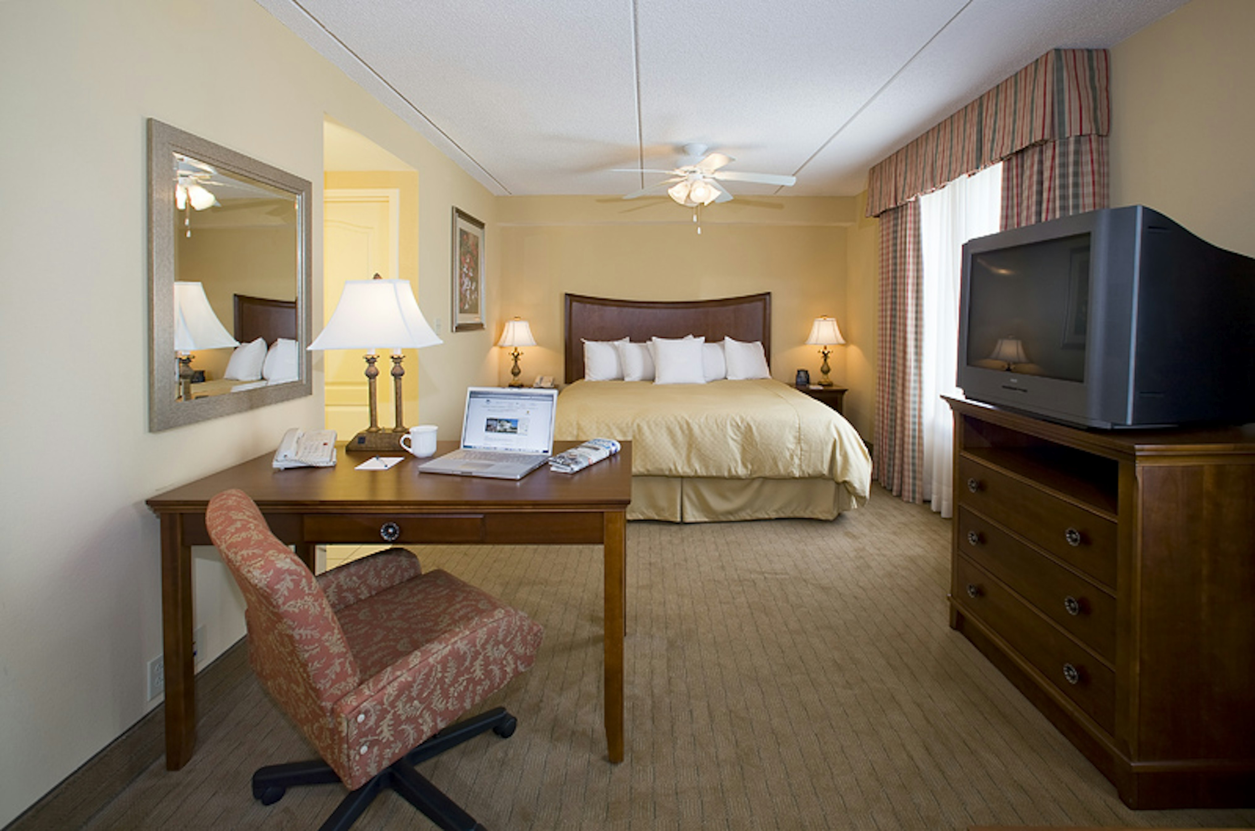 HOMEWOOD SUITES BY HILTON CHESAPEAKE-GREENBRIER 9/26