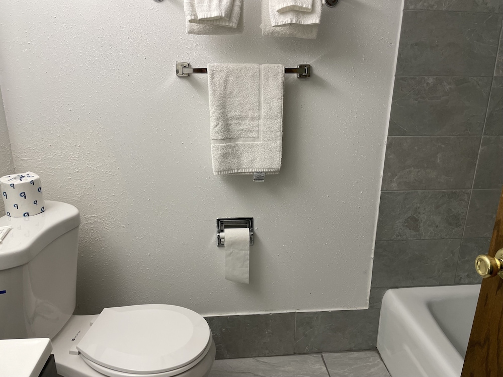 Heritage Inn Hotel 21/23