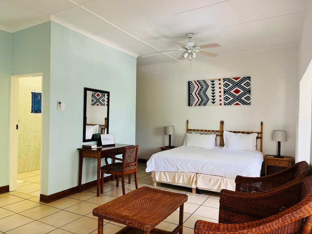 Emafini Country Lodge 19/57