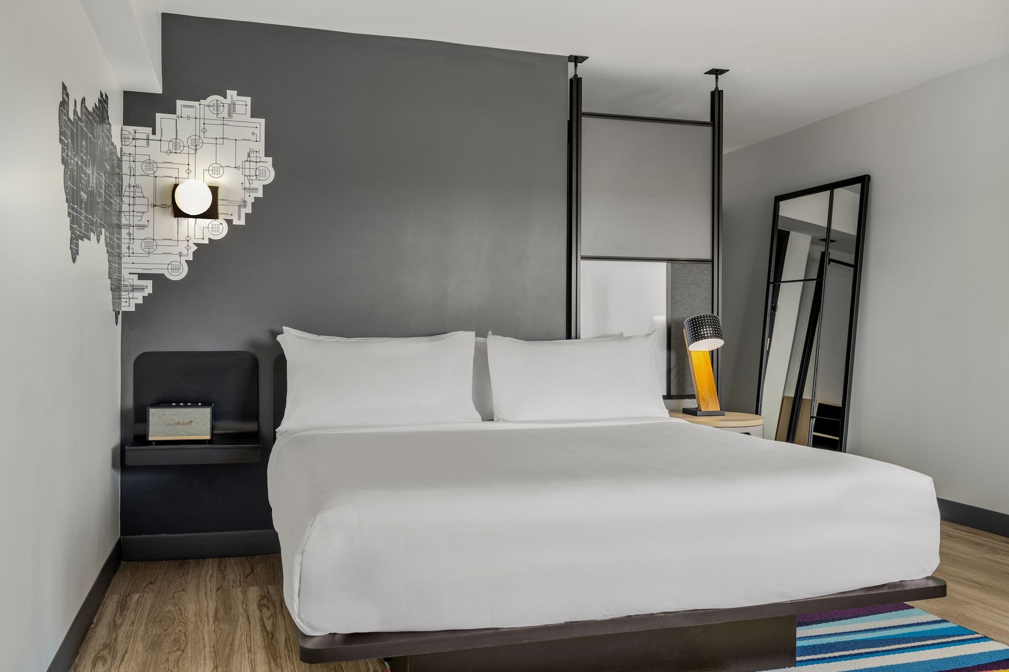 Aloft, King Bed