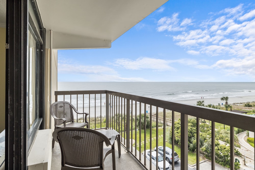 North Shore Oceanfront Resort Hotel photo2