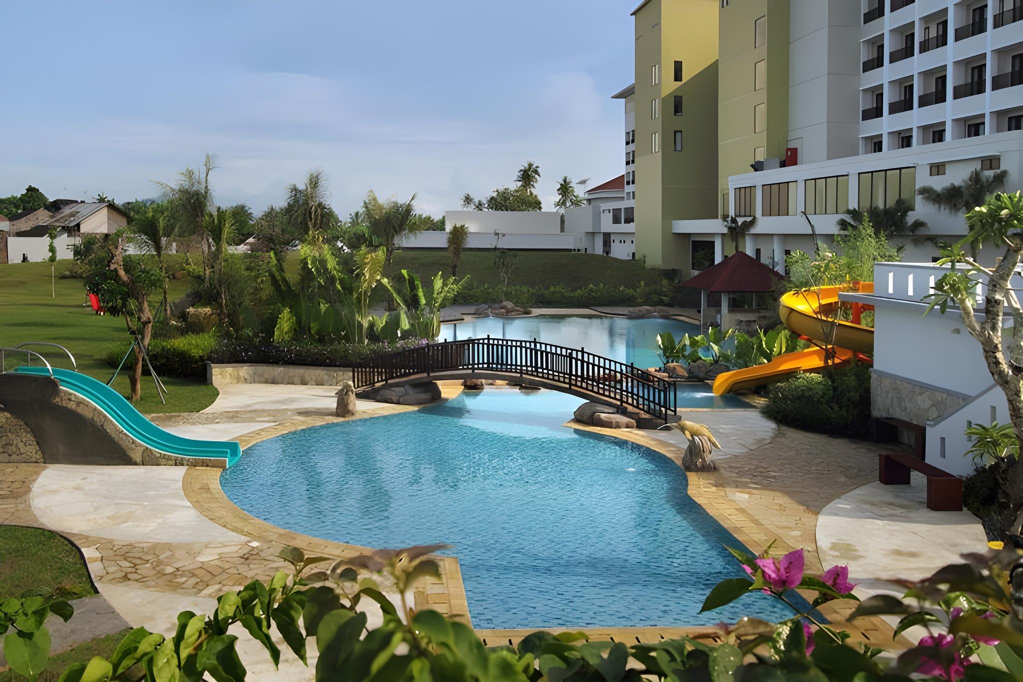 SUTAN RAJA RESORT AND CONVENTION CENTER 35/36