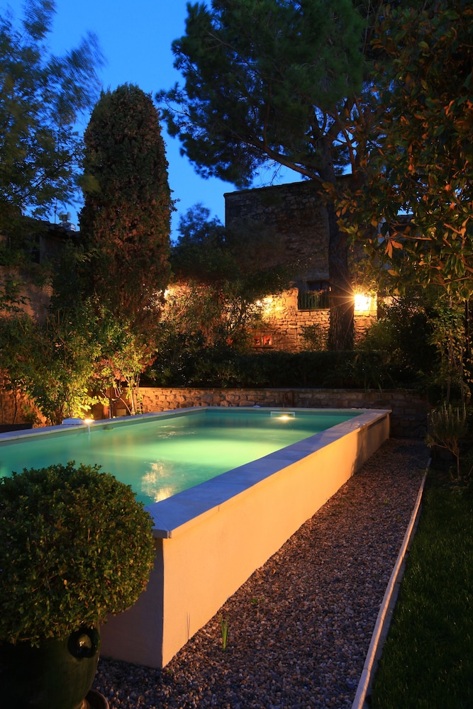 VILLA RÉGALIDO 3/88