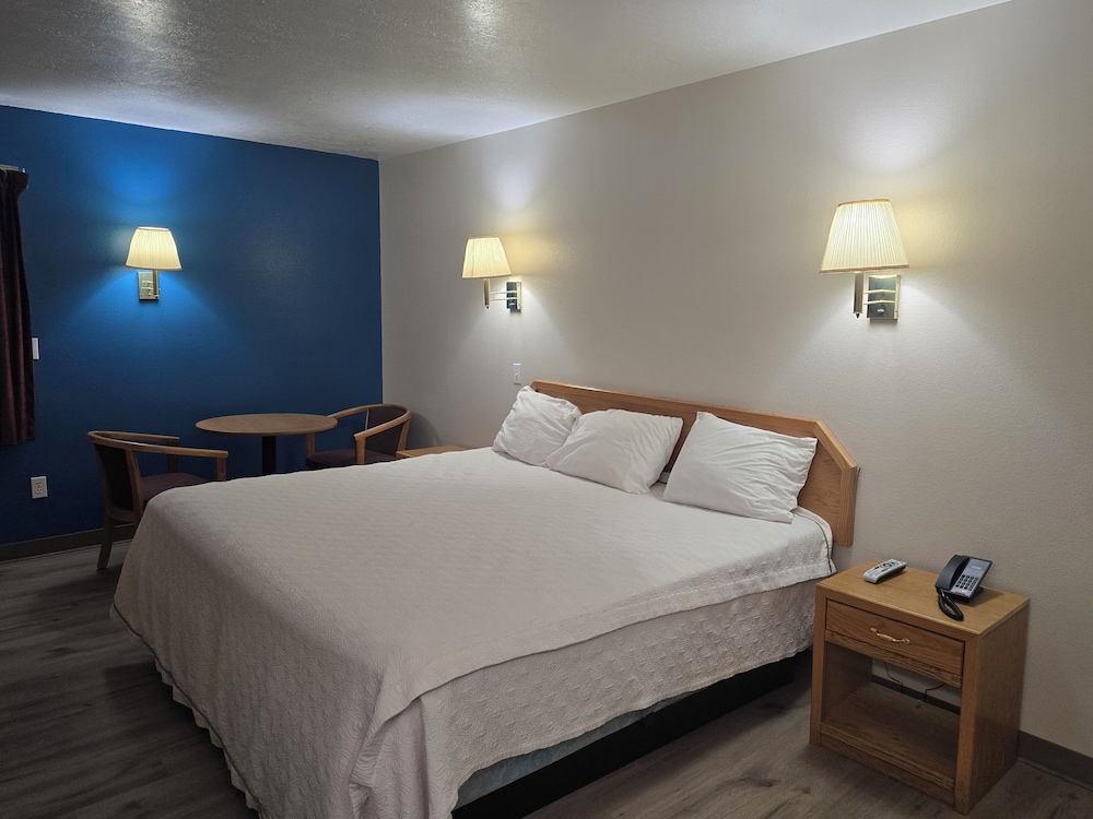 Economy Inn 19/60