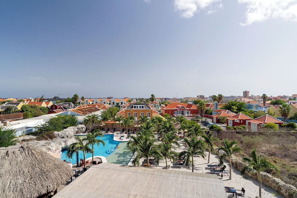 The Ritz Village Curacao 74/78