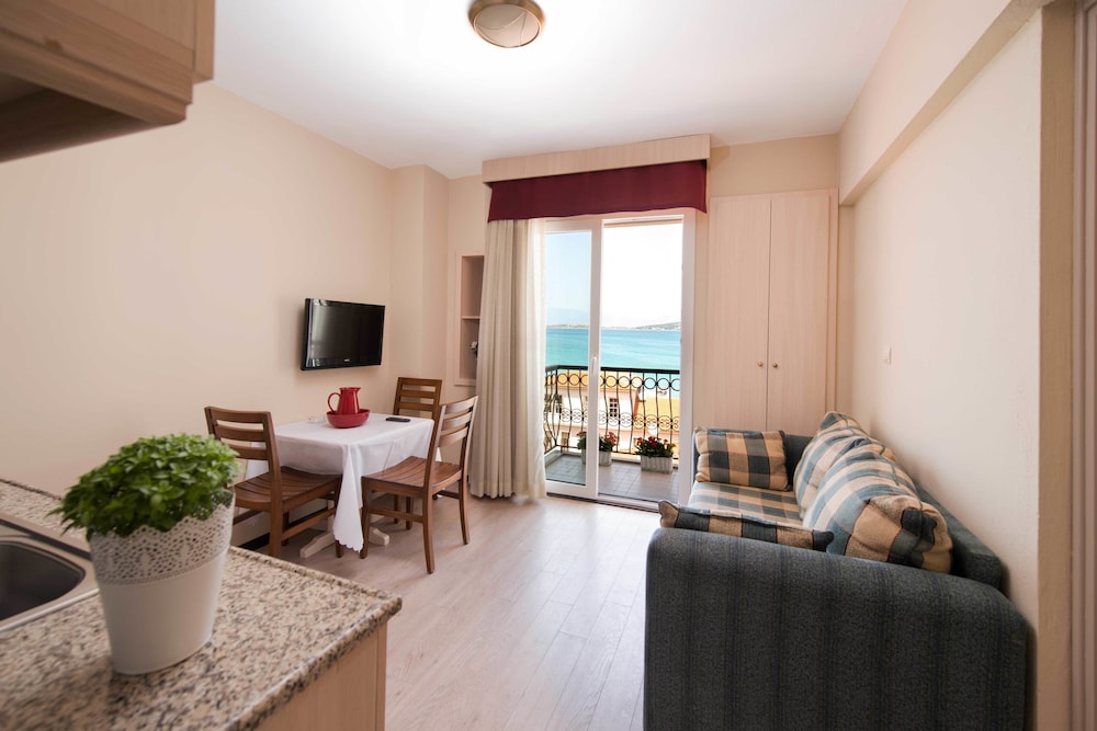 Ileri Hotel & Apartments 27/49