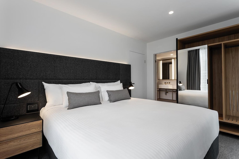 Vibe Hotel Melbourne 16/72