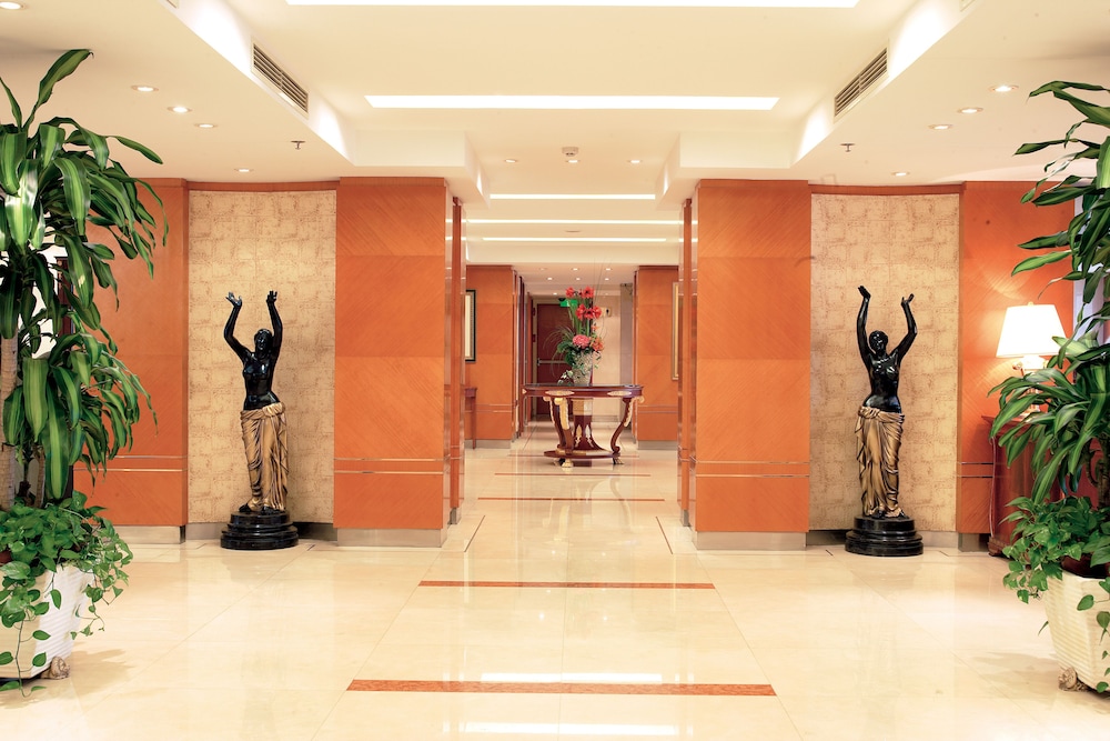 Jianguo Hotel Shanghai 32/56