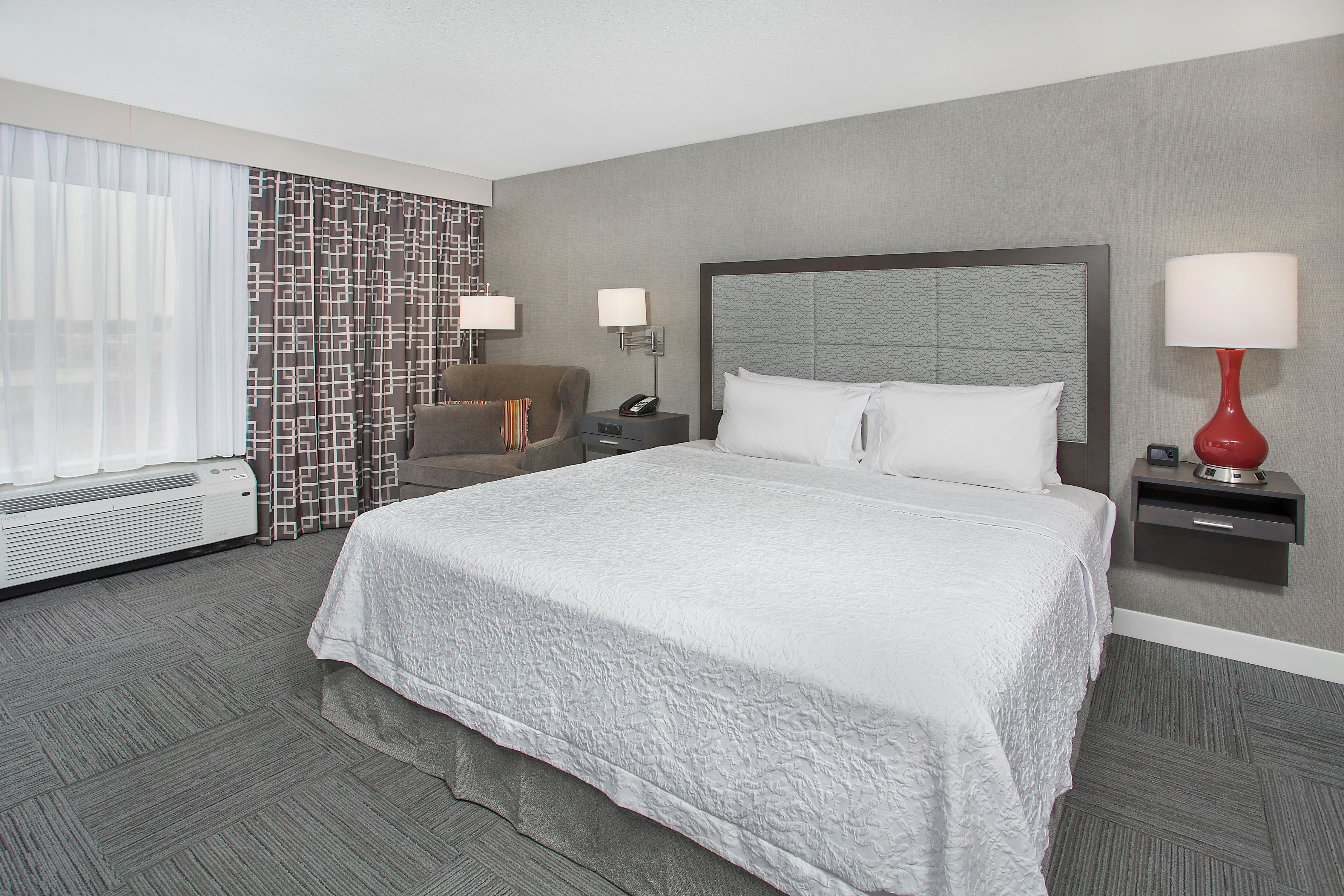 Hampton Inn Vincennes 11/49