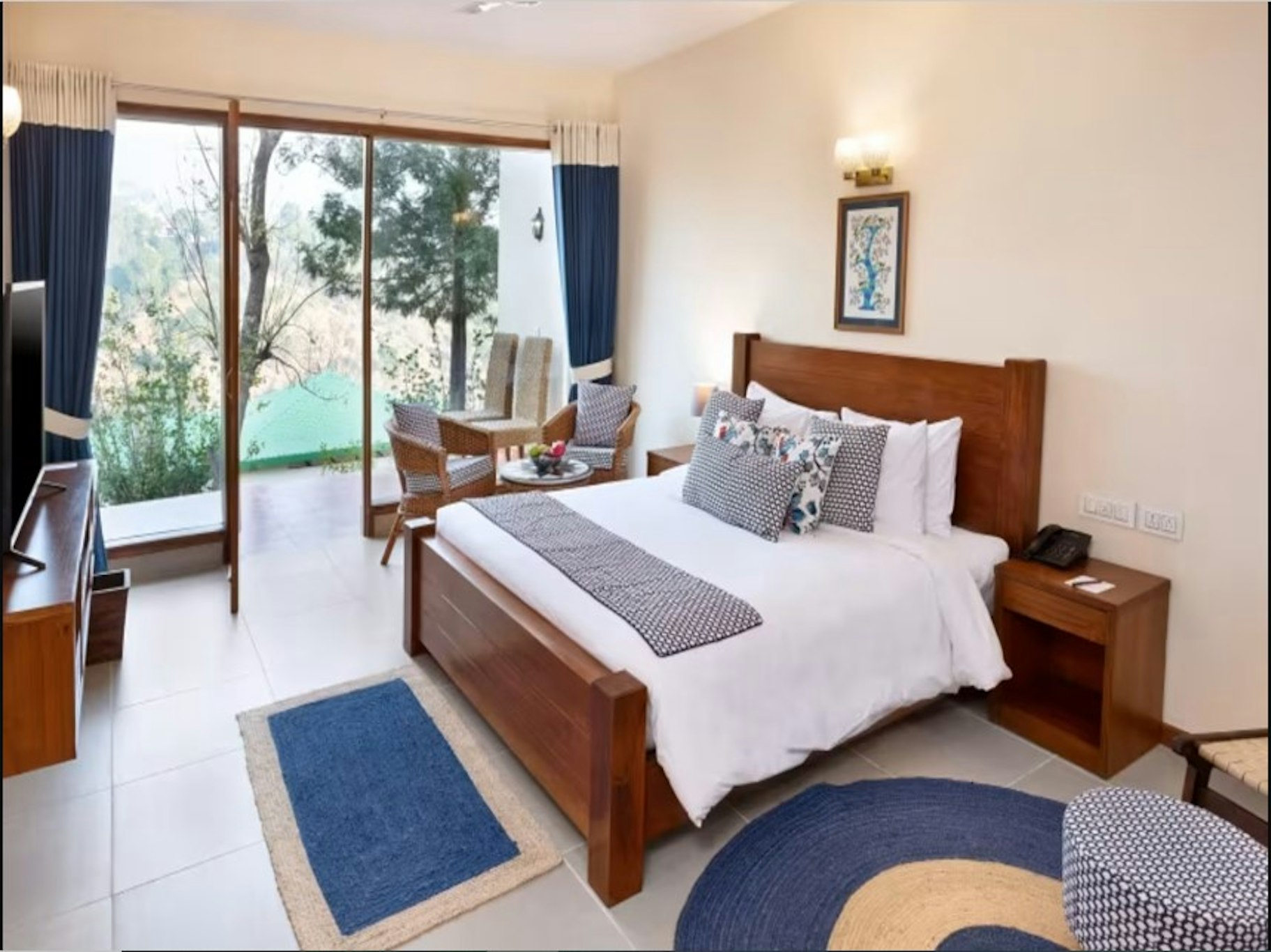 SURYA VILAS LUXURY SPA & RESORT 5/25